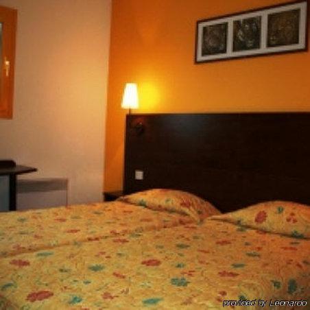 Welcomotel Beauvais Aeroport Buitenkant foto