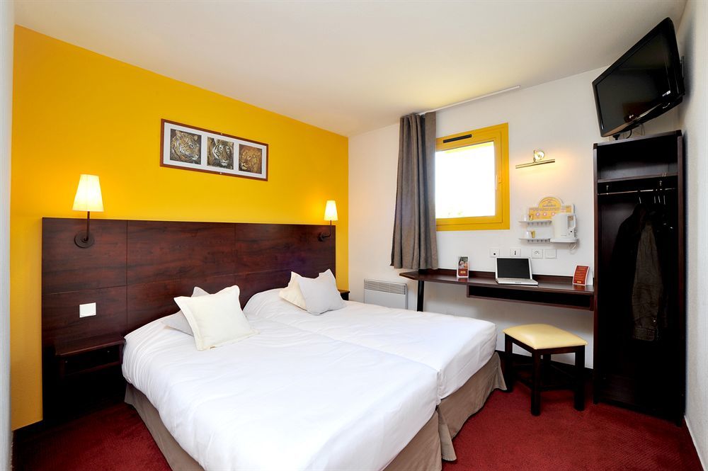 Welcomotel Beauvais Aeroport Buitenkant foto
